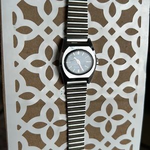 VINTAGE Women’s Timex Mechanical Blue Dial Stainless Steel Wrist Watch